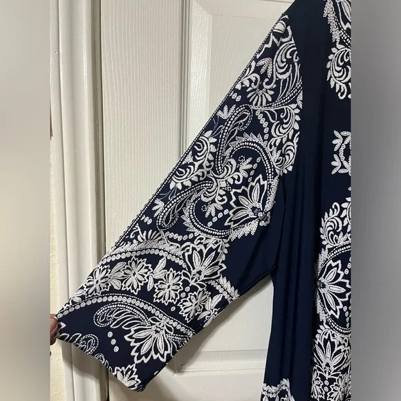 Perseption women top - Picture 3 of 7